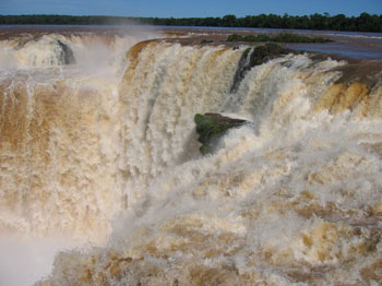 Gargantua del Diablo, Iguazu Falls, Argentina / by Joy