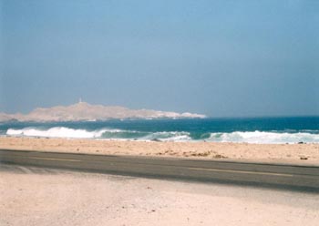 waves crashing onthe southern coast