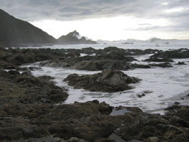 heavy surf at mcclures beach