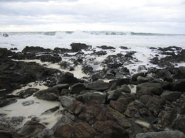 heavy surf at mcclures beach