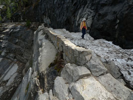 the trail above nevada falls