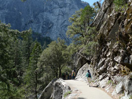 vernal falls trail