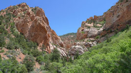 hiking into kanarra canyon, utah