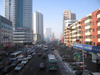 an unusual clear morning in Urumqi